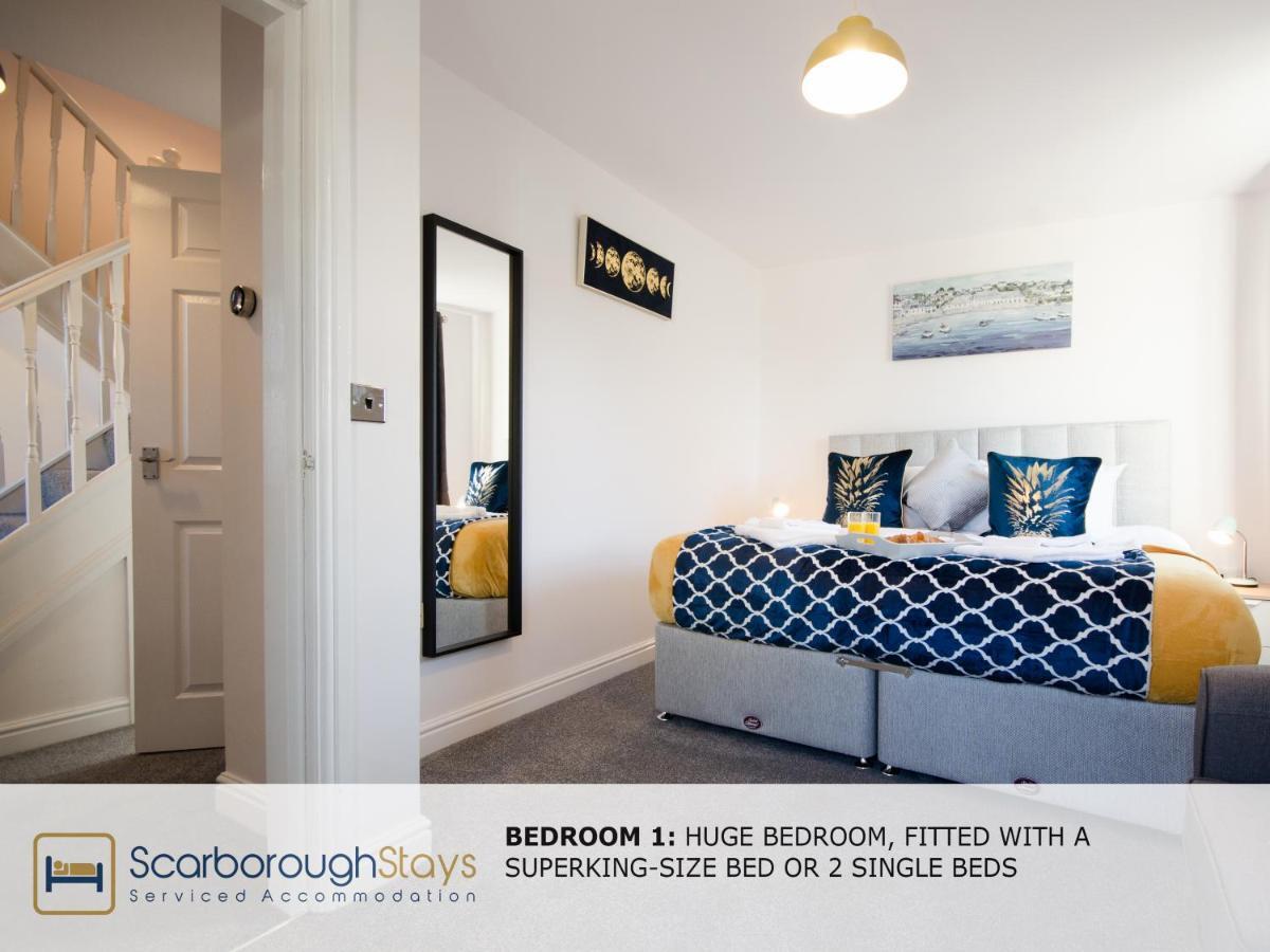Hibernia Place, 3 Bedroom Townhouse With Patio & Seating Area - Free Parking Scarborough Buitenkant foto